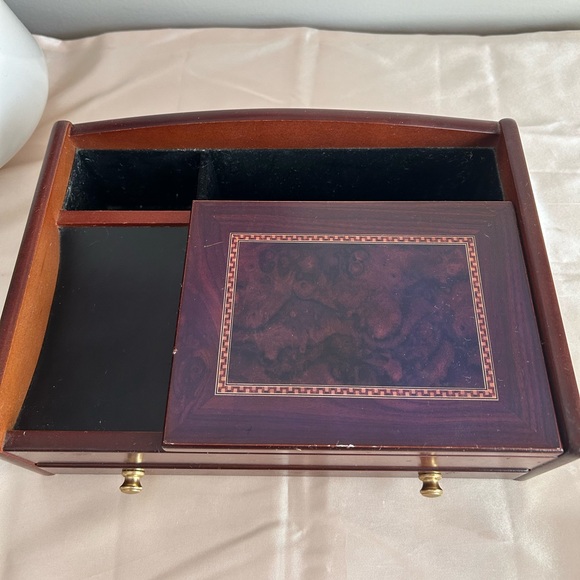 Wooden Jewelry Organizer - Picture 2 of 8